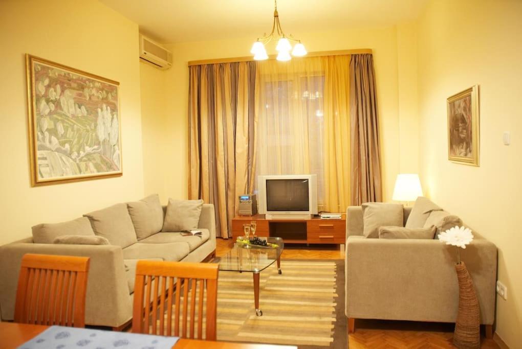 Alegra Apartment In Sofia Downtown Εξωτερικό φωτογραφία