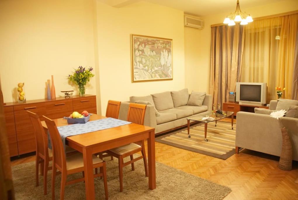 Alegra Apartment In Sofia Downtown Εξωτερικό φωτογραφία